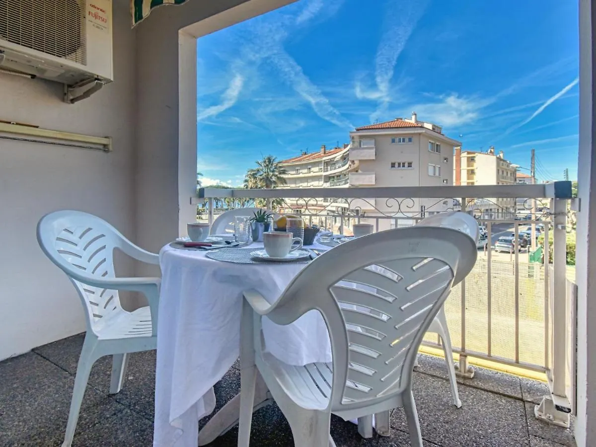 Apartment Le Vieux Port By Interhome Saint-Raphael  0*, Saint-Raphael (Var)