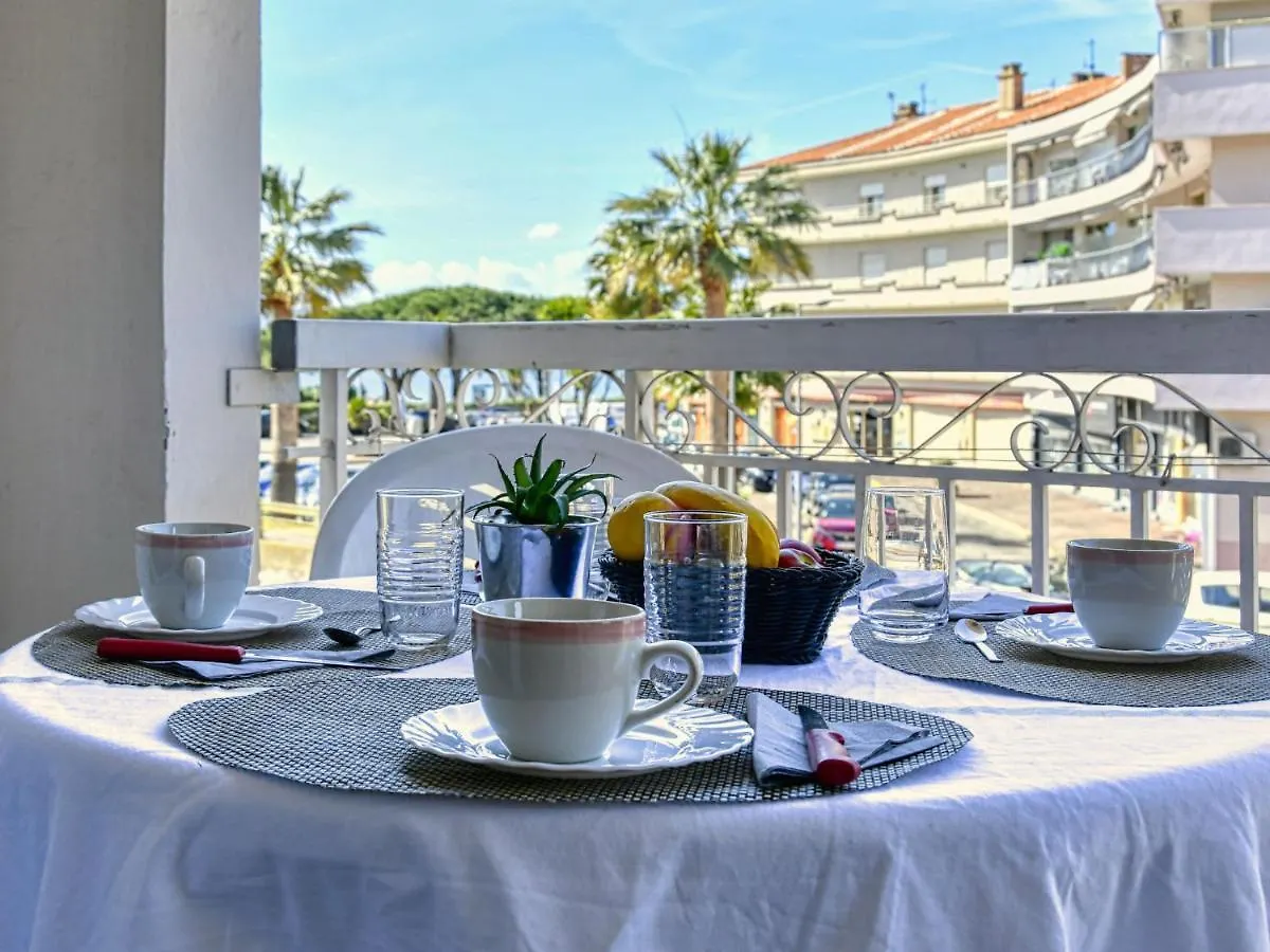 Apartment Le Vieux Port By Interhome Saint-Raphael  France